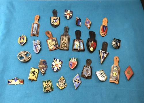 Lot médailles insignes - de,