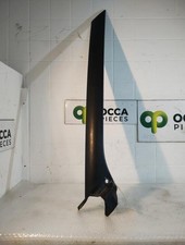 Enjoliveur de phare gauche