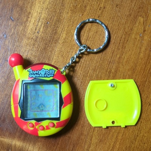 Tamagotchi connection 2004 - v4,