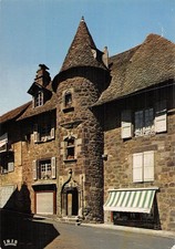 15 VIC SUR CERE LA MAISON DES PRINCES DE MONACO