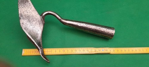 Outil ancien agricole - ancien,