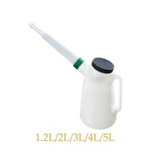 Bidon d' avec bec verseur et