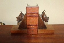 SERRE-LIVRES  CHIENS ART-DÉCO EN CHÊNE - scottish terriers 