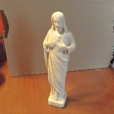 Statue du Christ Sacré Coeur