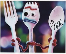Tony Hale signed autograph