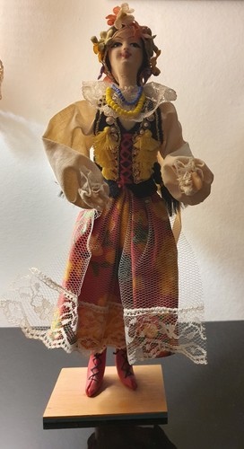 Poupée polonaisee costume - en,