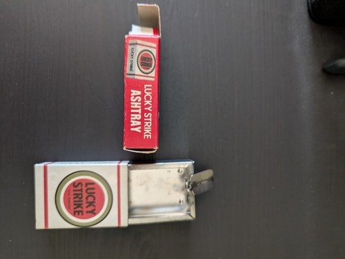 Lucky strike cigarette pack - strike,