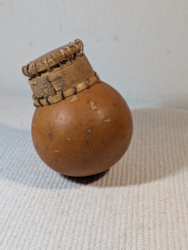Récipient ethnique artisanal