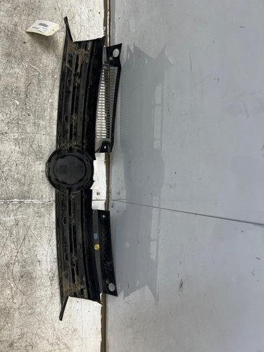 Calandre volkswagen golf - volkswagen,