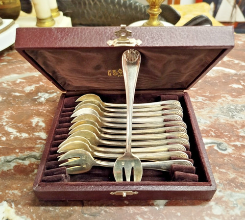 Menagere fourchettes a - fourchettes,