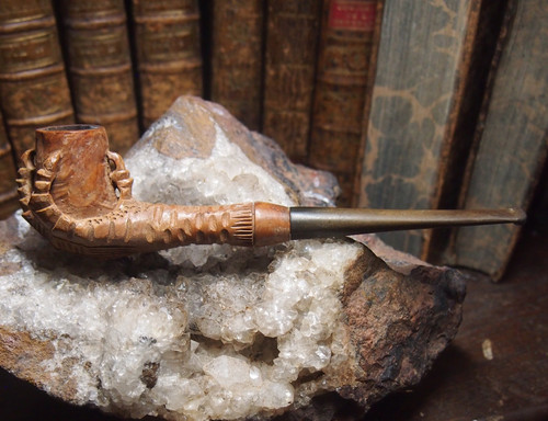 Pipe bois sculpté - pipe,