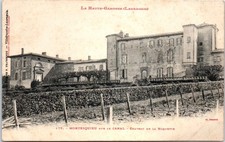 31 MONTESQUIEU SUR LE CANAL  -