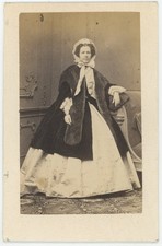 CDV Angerer circa 1860. Madame