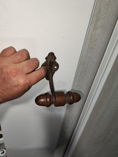 Une  Patère ancienne bois et