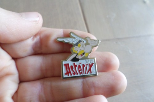 Pin broche badge asterix - s,