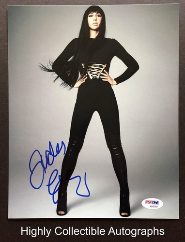 Jackie cruz signed - cruz, photo