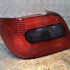 Feu arriere principal gauche