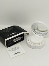 le blanc  chanel  fond de teint compact huile dans crème blanchissant 