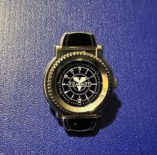 PIN'S PIN SPILLA MONTRE WATCH UHR UHREN VUARNET NOIRE ARGENTE ARTHUS BERTRAND