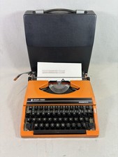 Machine à écrire Silver Reed