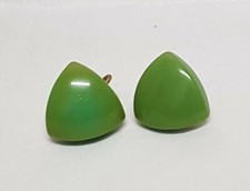 BIJOU VINTAGE BOUCLES D'OREILLES TRIANGLE RESINE VERT FERMOIR A VIS LAITON / H5
