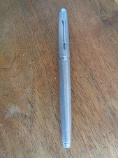 Stylo Plume PARKER plaqué argent plume or 750