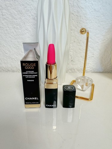 Rouge lèvres chanel - À,