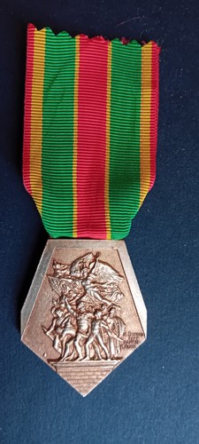 Médaille classe or - classe,