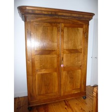 Armoire italienne en noyer Début XIXeme
