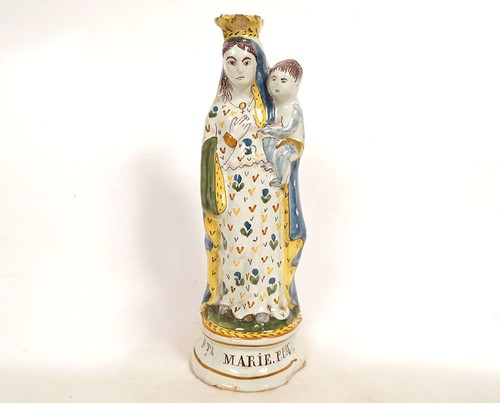 Vierge accouchée couronnée - d'accouchée,