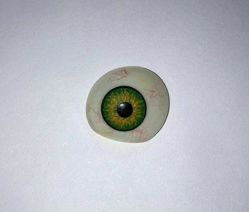 Ancienne prothèse oculaire