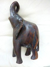 Éléphant En Bois - H = 27.5 cm - poids = 1280 gr - bois plein - sans défense