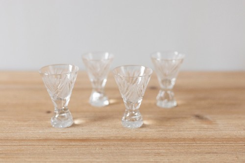Lot petits verres à - lot, de