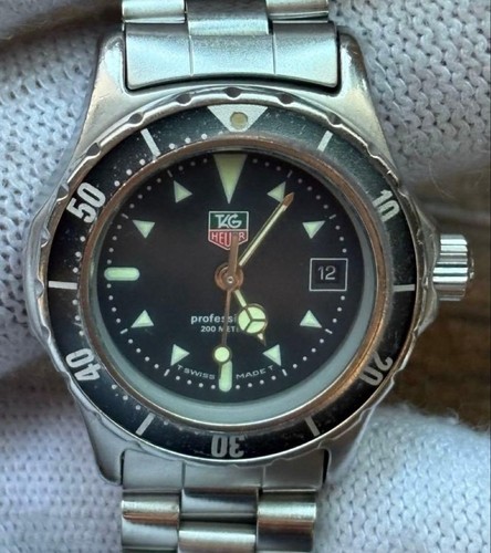 Montre quartz tag - à,