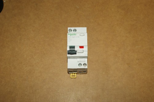 Disjoncteur differentiel dt40 - differentiel,