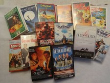 Lot 14 VHS ( films et comédies françaises, dessins animés, documentaire)