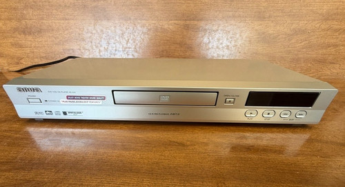 Aiwa ax1u dvd player silver - aiwa, xd-ax1u