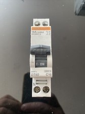Disjoncteur MERLIN GERIN DT40