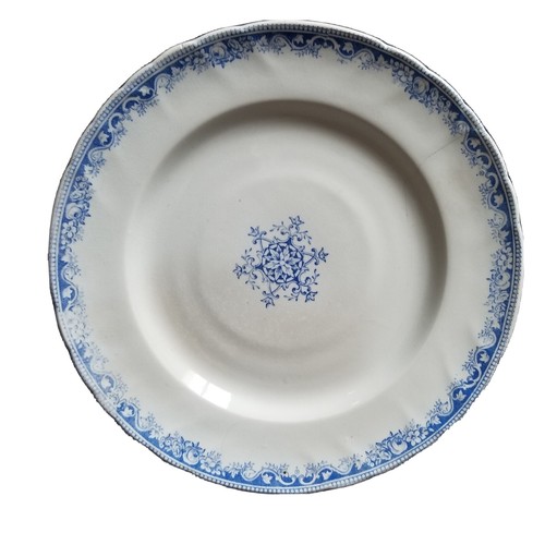 Assiette piedouche modèle