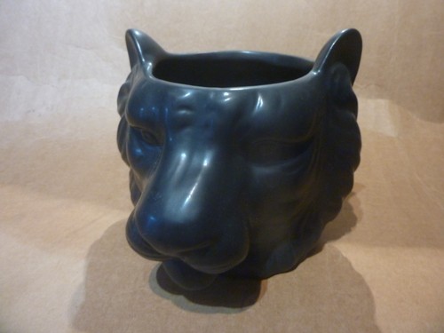 Vintage jardiniere cache - vintage,