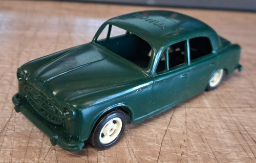 Voiture miniature 43ème - voiture,