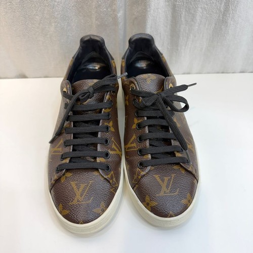 Louis vuitton frontrow - louis,