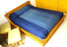 1 cadre lit & 2 poufs MAUGRION