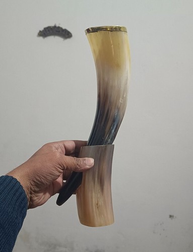 Ancienne tasse corne à - en,