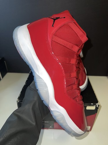 Nike air jordan xi - jordan,