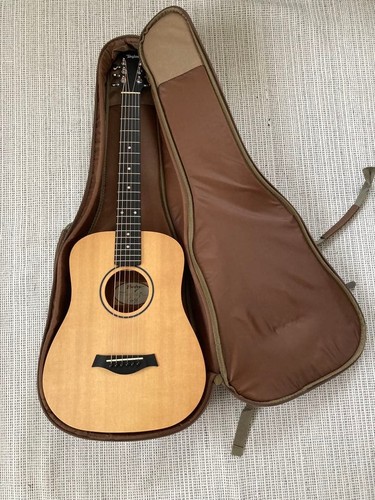 Mini guitare acoustique - , taylor