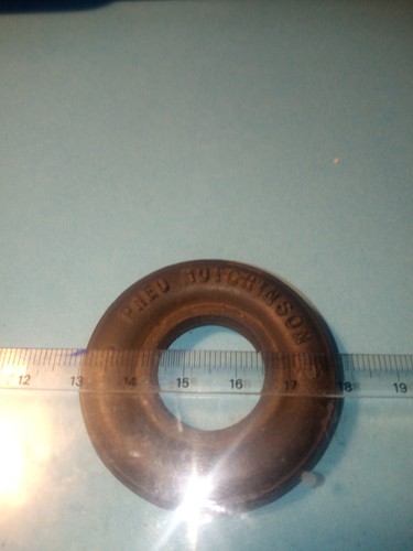 Jouet ancien pneu caoutchouc - jouet,