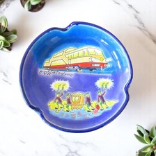 Emaux de Longwy. Cendrier, vide poche décor polychrome E.V.R Statodyne, XXe