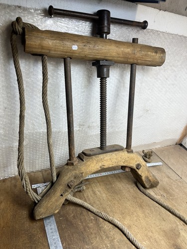 Outil ancien tonnelier - outil,
