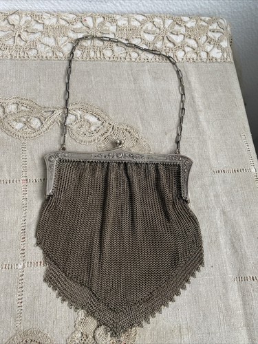 Ancienne aumônière petit sac - petit,